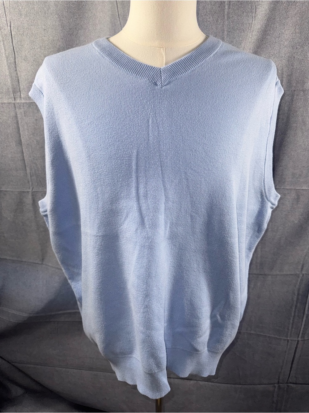 2764-Cypress Links Light Blue Men's V-Neck Sweater Vest